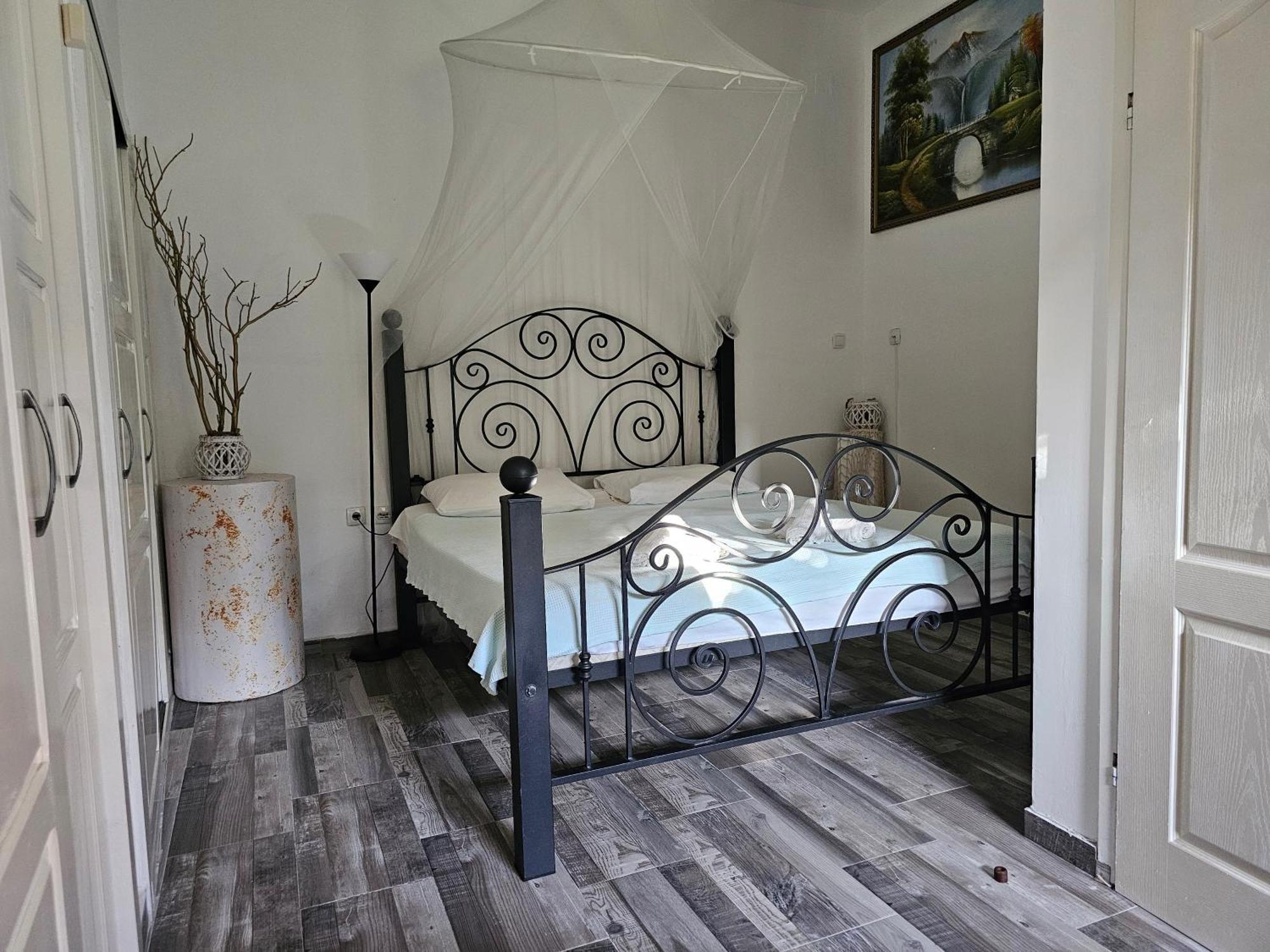 Modern Seaside Escape - Stunning Sea View - Private & Stylish Apartment Котор Екстериор снимка